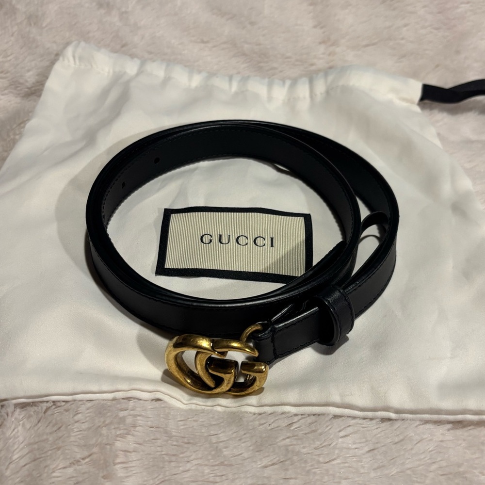 Women’s Gucci GG marmont thin belt. Size 70